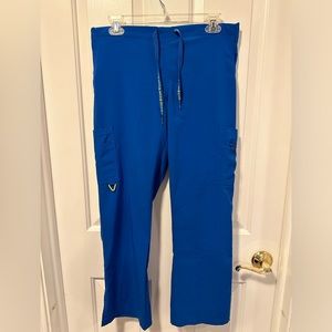 Petite Active Energy medium scrub pants.